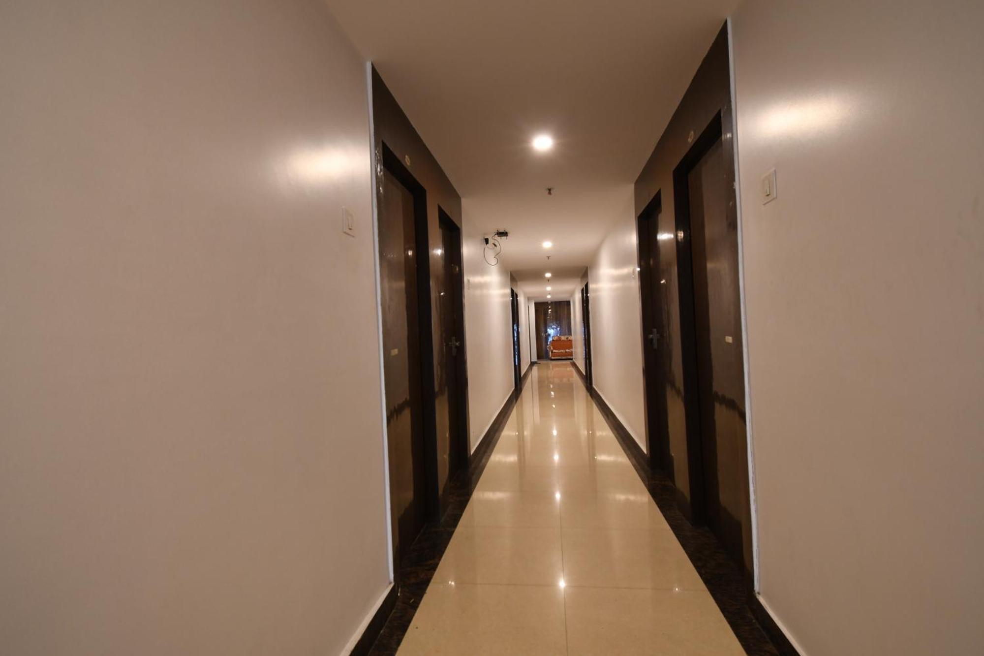 Āsansol Hotel Jyoti International מראה חיצוני תמונה